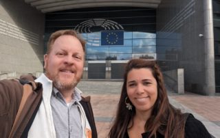 Jason and Joana in front of the EU Parliament